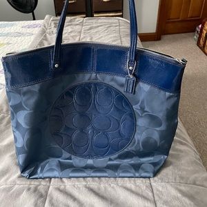 UNIQUE Coach bag 💙